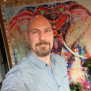 Meet your Posher, Cory